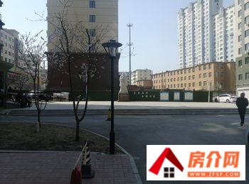 铁路明山小区