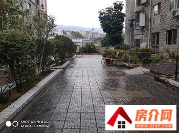 湖光小区